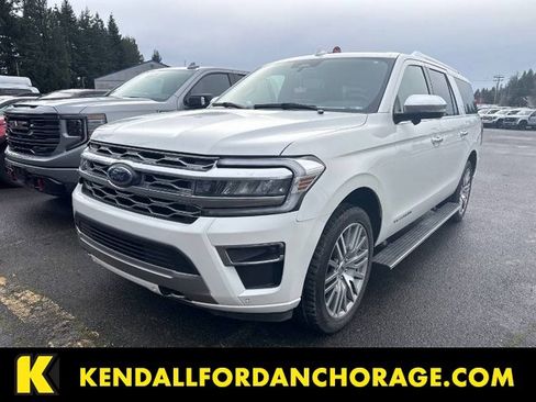 Used 2023 Ford Expedition Max Platinum image 1