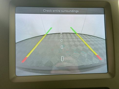 Used 2021 Jeep Cherokee Latitude Lux w/ Sun & Sound Group image 22