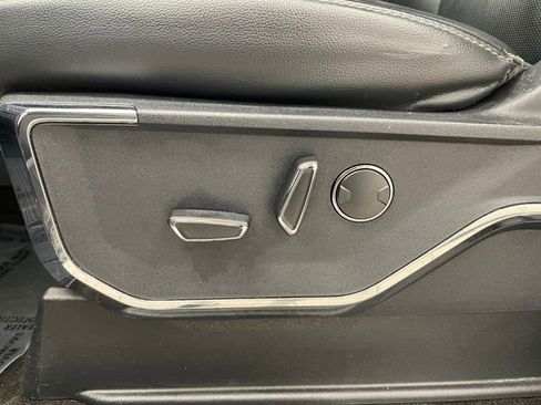 Used 2021 Ford F150 Lariat w/ Equipment Group 502A High AWD/4WD image 12