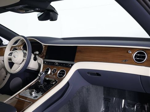 New 2026 Bentley Continental GTC AWD/4WD image 27