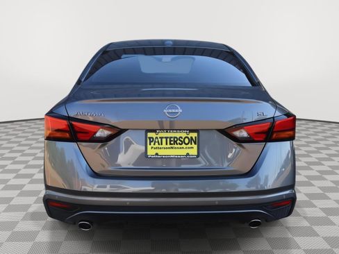Used 2025 Nissan Altima 2.5 SL FWD image 5