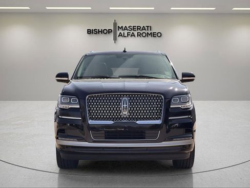 Used 2024 Lincoln Navigator L Reserve image 2