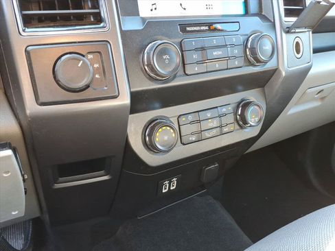 Used 2019 Ford F150 XLT w/ Equipment Group 301A Mid AWD/4WD image 15