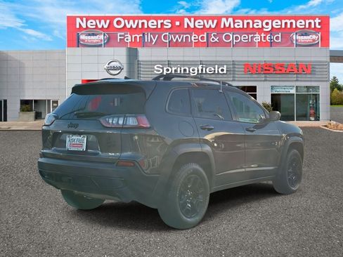Used 2022 Jeep Cherokee Latitude w/ Trailer Tow Group image 5