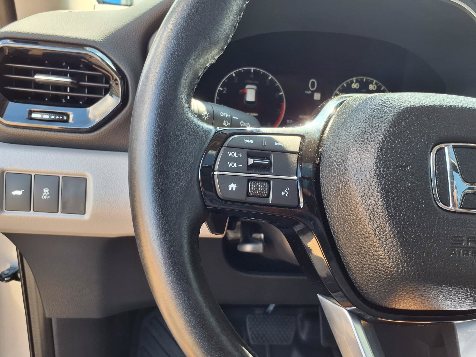 Used 2023 Honda Pilot Touring image 20