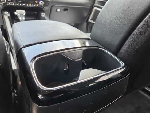 Used 2023 Kia Telluride S AWD/4WD image 28