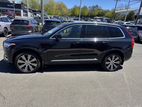 Used 2024 Volvo XC90 T8 Ultimate w/ Protection Package Premier AWD/4WD image 4
