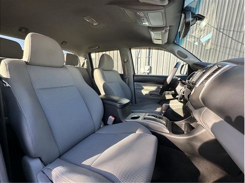 Used 2014 Toyota Tacoma 4x4 Double Cab image 15