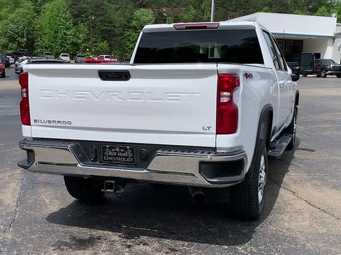 Used 2025 Chevrolet Silverado 2500 LT w/ Convenience Package AWD/4WD image 3