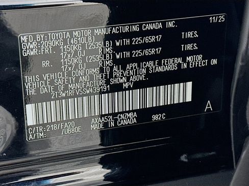 Used 2025 Toyota RAV4 XLE w/ Convenience Package image 32