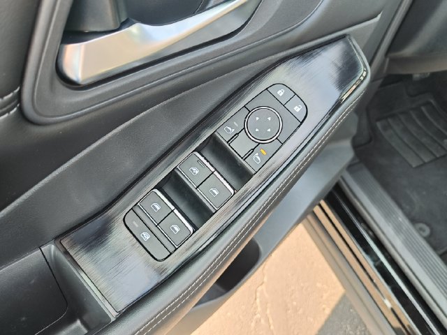 Certified 2026 Nissan Rogue SL AWD/4WD image 11