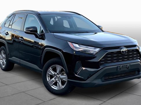 Used 2023 Toyota RAV4 XLE image 2