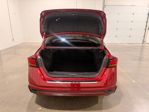 Used 2021 Nissan Altima 2.5 SV FWD image 9