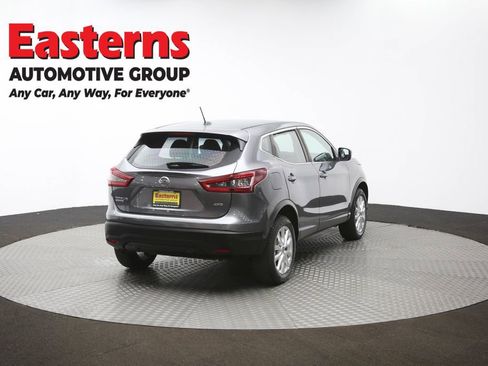 Used 2021 Nissan Rogue Sport S image 38