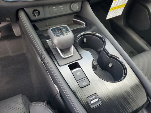 New 2025 Nissan Rogue Platinum image 16