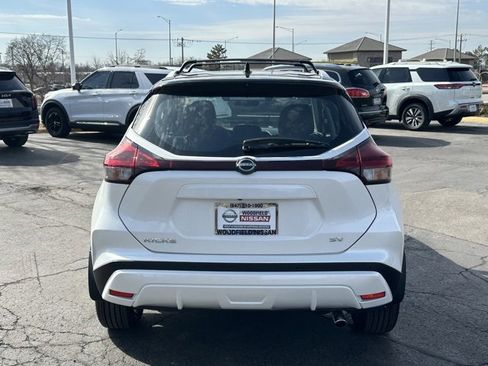 Certified 2024 Nissan Kicks SV w/ Interior Electronics Package image 4