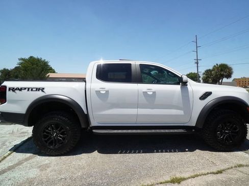 Used 2025 Ford Ranger Raptor AWD/4WD image 2