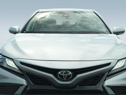 Used 2024 Toyota Camry XSE FWD image 40