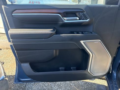 Used 2024 GMC Sierra 2500 Denali w/ Technology Package image 16