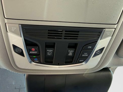 Used 2024 Acura RDX w/ Technology Package AWD/4WD image 26
