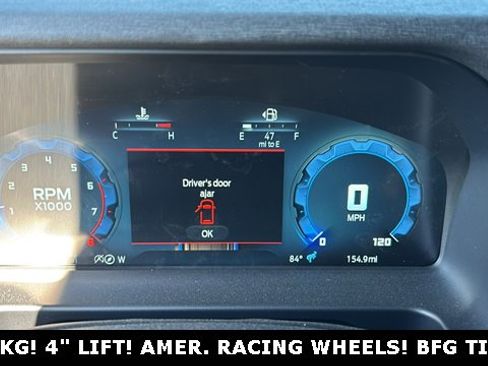 New 2025 Ford Bronco Badlands image 14