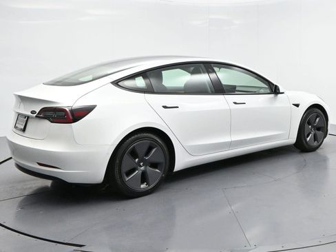 Used 2021 Tesla Model 3 Standard Range Plus RWD image 7