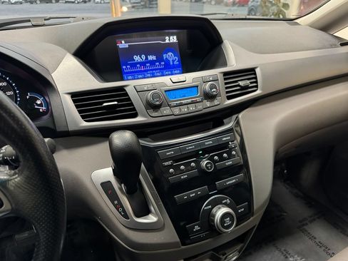 Used 2012 Honda Odyssey EX-L image 21
