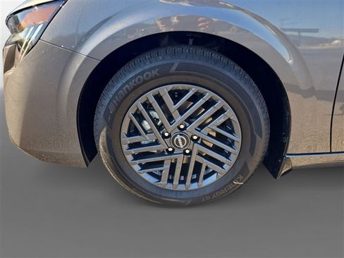 New 2026 Nissan Sentra SV w/ SV Convenience Package FWD image 9