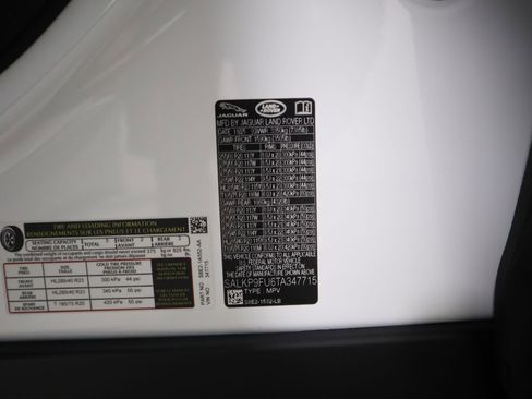 New 2026 Land Rover Range Rover SE image 33