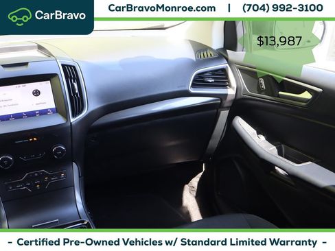 Used 2020 Ford Edge SE w/ Cargo Accessory Package FWD image 18