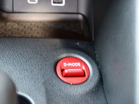 Used 2025 Nissan Z NISMO w/ Floor Mat Package RWD image 49