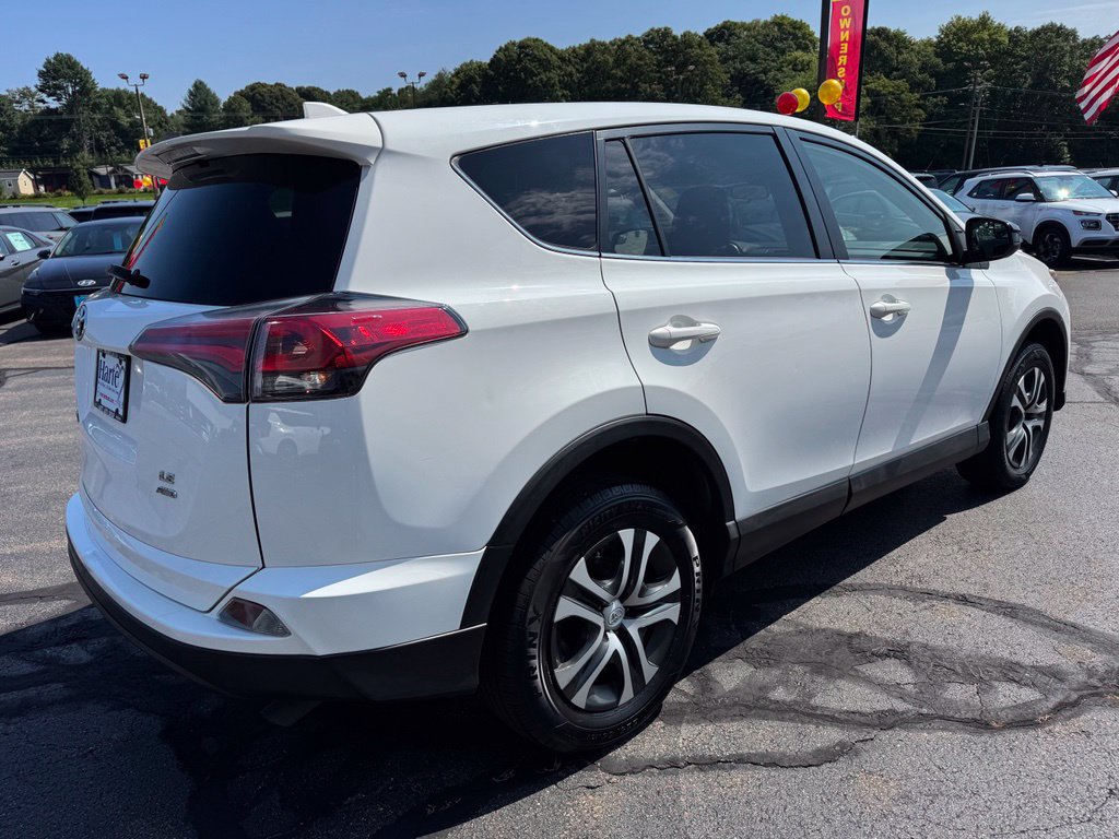 Used 2018 Toyota RAV4 LE w/ All Weather Liner Package AWD/4WD image 5