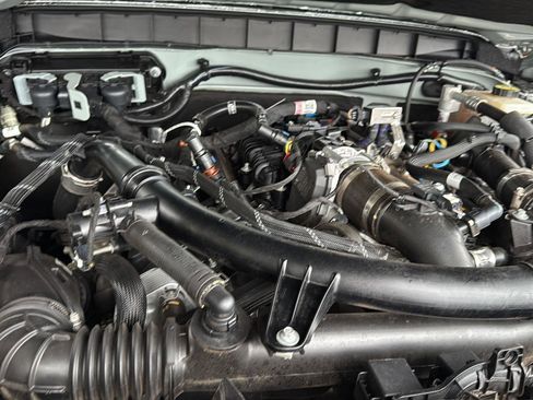 Used 2023 Ford Bronco Badlands image 30