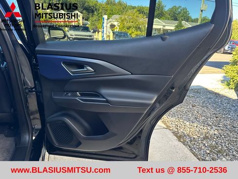Used 2025 Chevrolet Equinox EV LT w/ Convenience Package II FWD image 40
