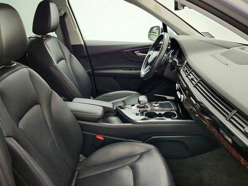 Used 2018 Audi Q7 3.0T Prestige AWD/4WD image 26