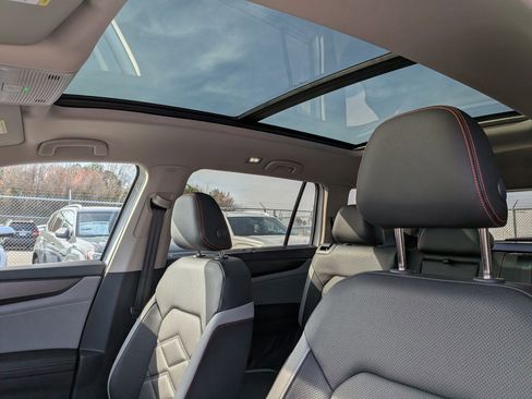New 2026 Volkswagen Atlas Peak Edition AWD/4WD image 16