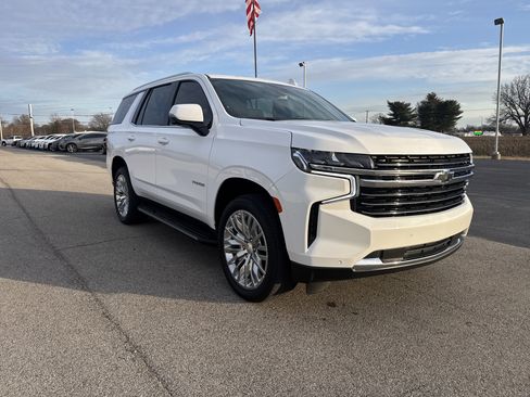 Used 2023 Chevrolet Tahoe LT w/ LT Signature Package image 7