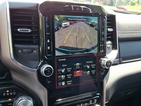 Used 2021 RAM 1500 Laramie AWD/4WD image 17