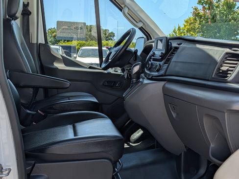 Certified 2023 Ford Transit 350 DRW RWD image 17