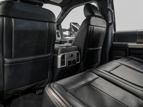 Used 2022 Ford F350 Lariat w/ Lariat Ultimate Package image 40