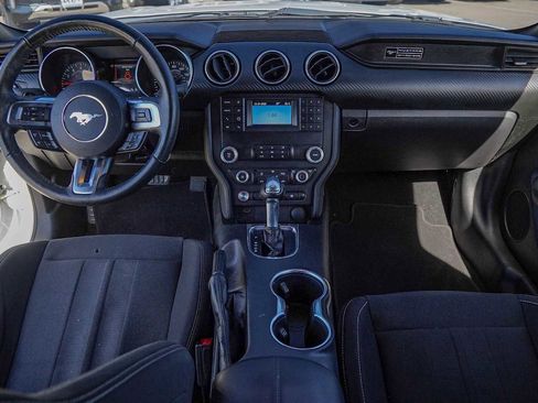 Used 2020 Ford Mustang Coupe image 25