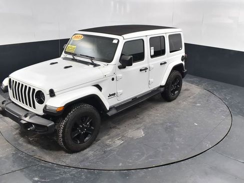 Used 2023 Jeep Wrangler Altitude image 35
