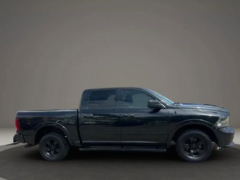 Used 2017 RAM 1500 Express AWD/4WD image 4