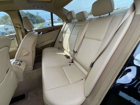 Used 2008 Mercedes-Benz C 300 Sedan image 13