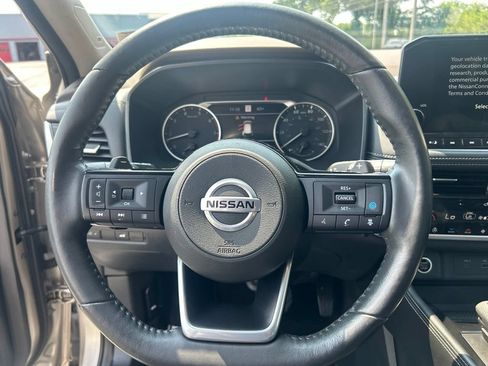 Used 2021 Nissan Rogue SL w/ Premium Package AWD/4WD image 14