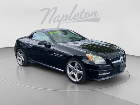 Used 2013 Mercedes-Benz SLK 350 image 8