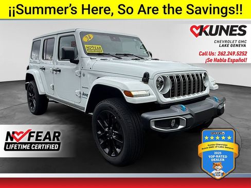 Used 2024 Jeep Wrangler Unlimited Sahara AWD/4WD image 1