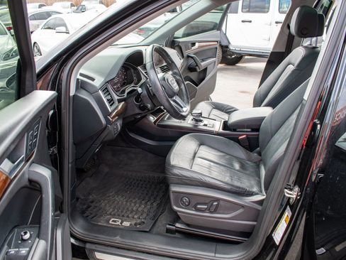Used 2018 Audi Q5 2.0T Premium Plus w/ Premium Plus Package AWD/4WD image 14