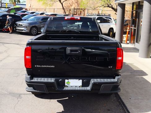 Used 2022 Chevrolet Colorado LT w/ Fleet Safety Package image 10