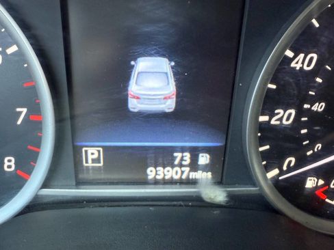 Used 2019 Nissan Sentra S image 19